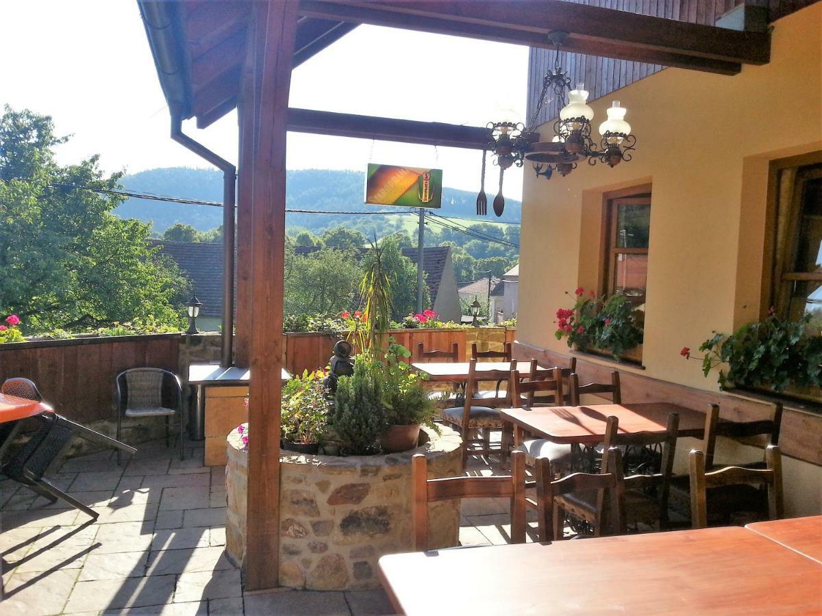 Ubytovani Steak-Hredle Buitenkant foto