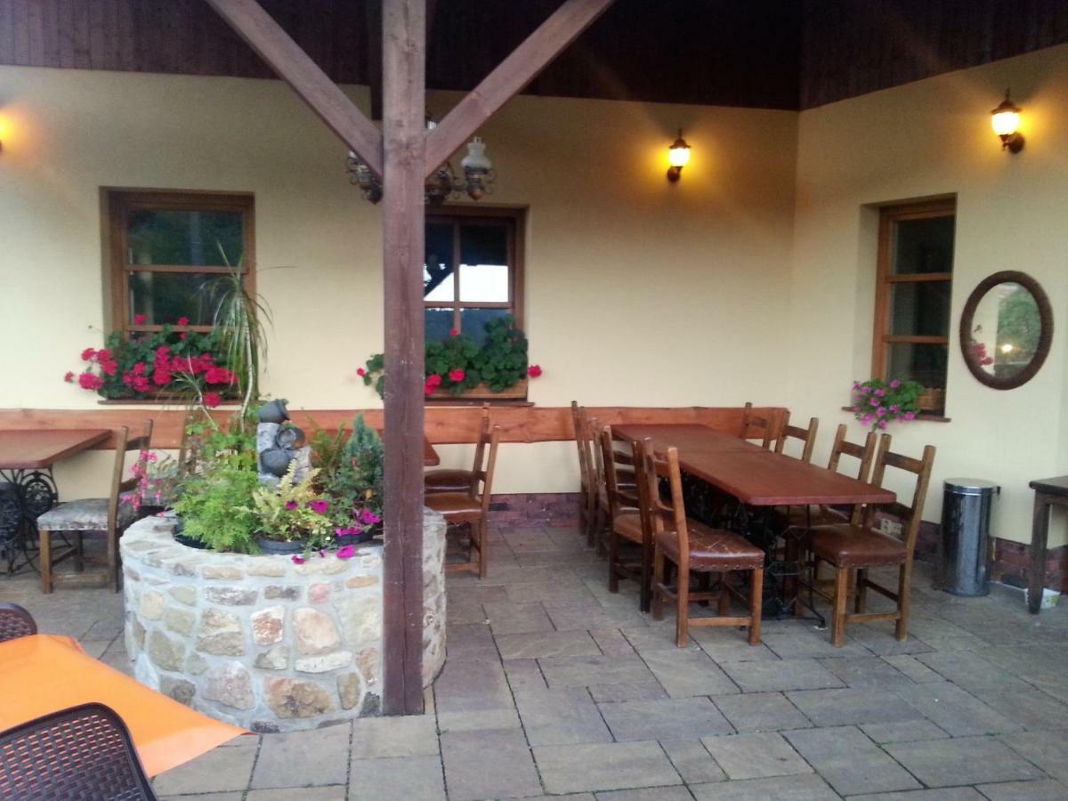 Ubytovani Steak-Hredle Buitenkant foto